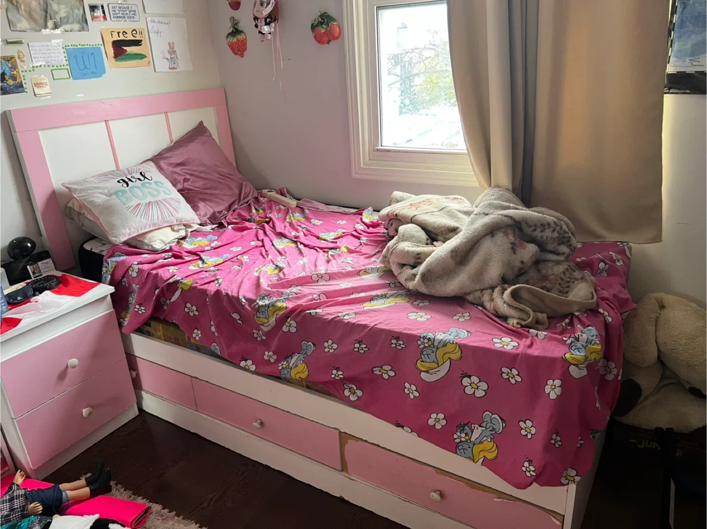 Girl’s Bedroom furniture pink image indicator(4)