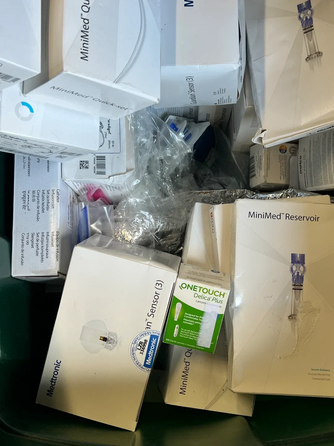 Medtronic MiniMed Reservoir & Quick-Set image indicator(5)