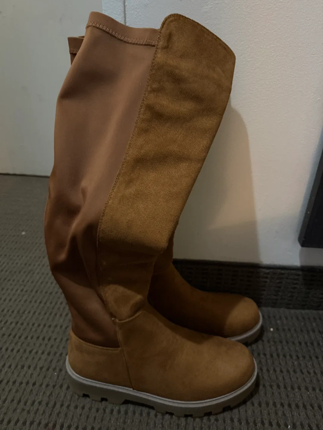 Brown Boots, Size 7.5
