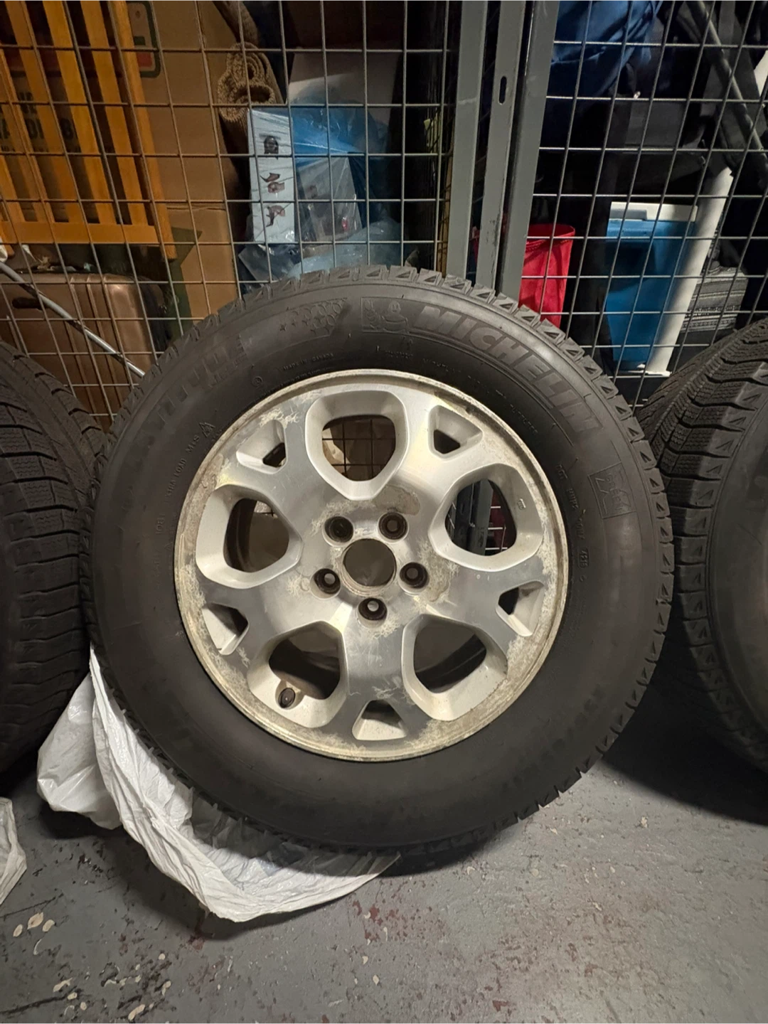 4 Winter Rims + Tires ( 235/65R17) - Decent Tread Left - photo 4
