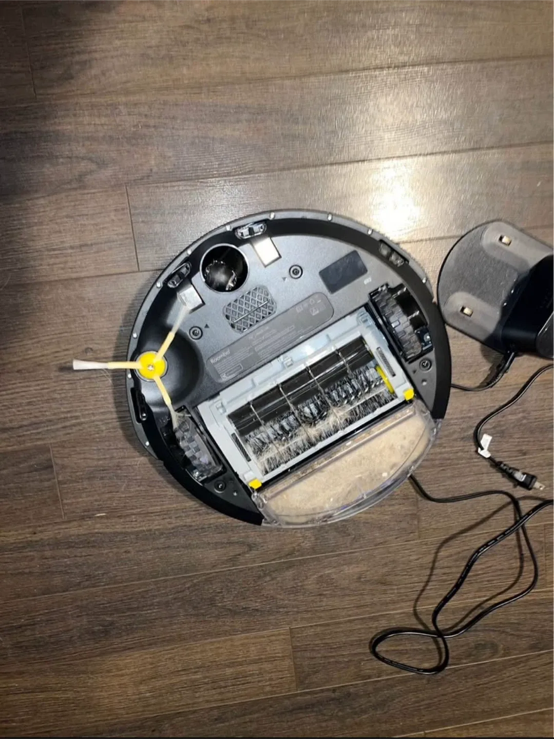 Roomba Robot Vacuum Cleaner thumbnail