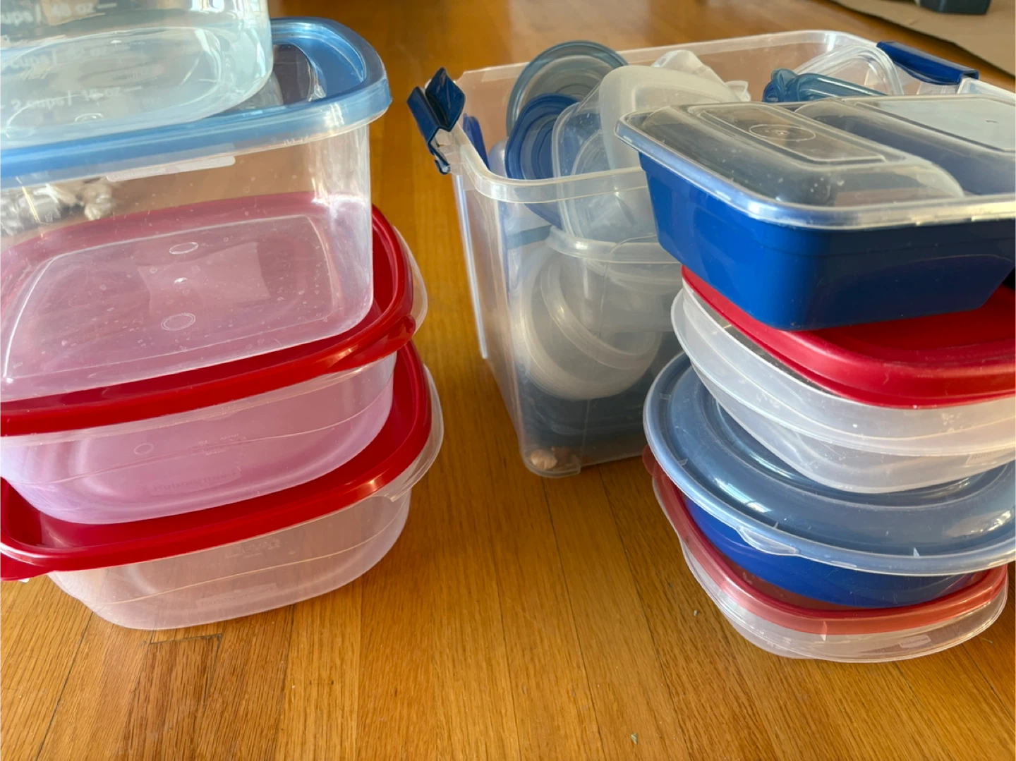 Snapware Plastic Food Storage Containers