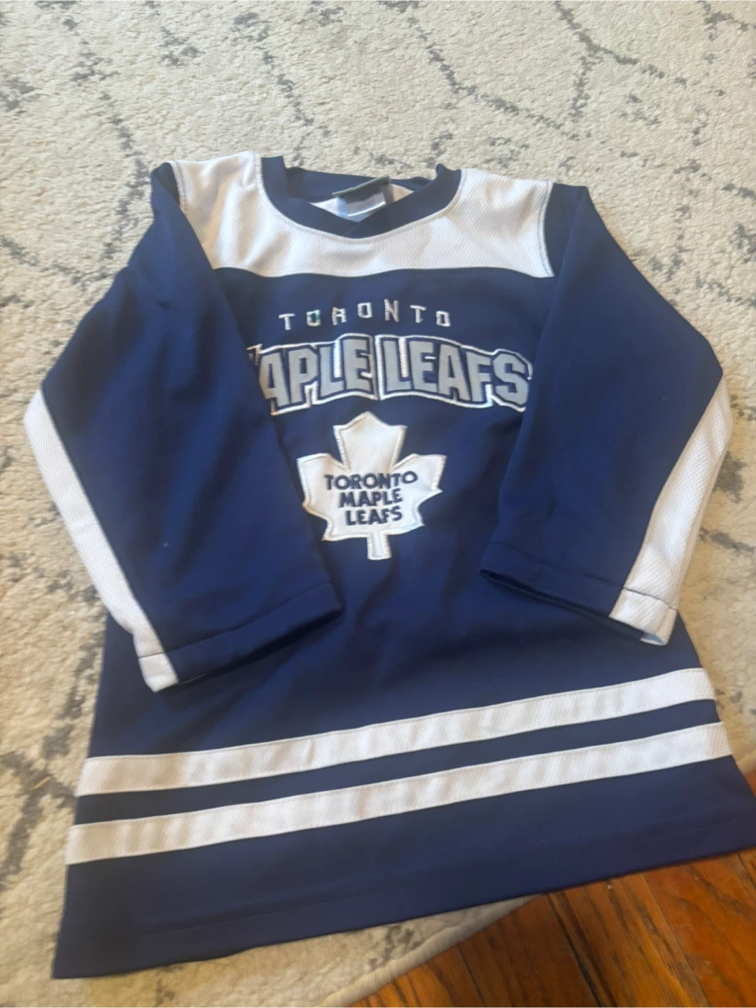 Toronto Maple Leafs Hockey Jersey - photo 2