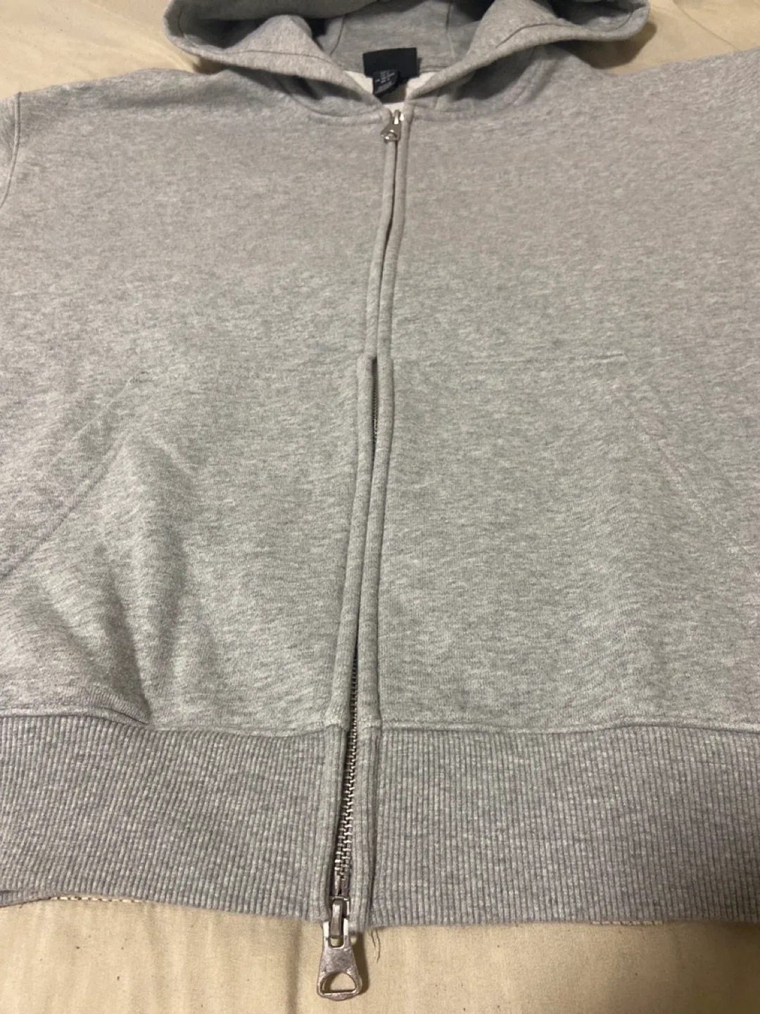 H&M Grey Loose Fit Zip-Up Hoodie - Size L image indicator(4)