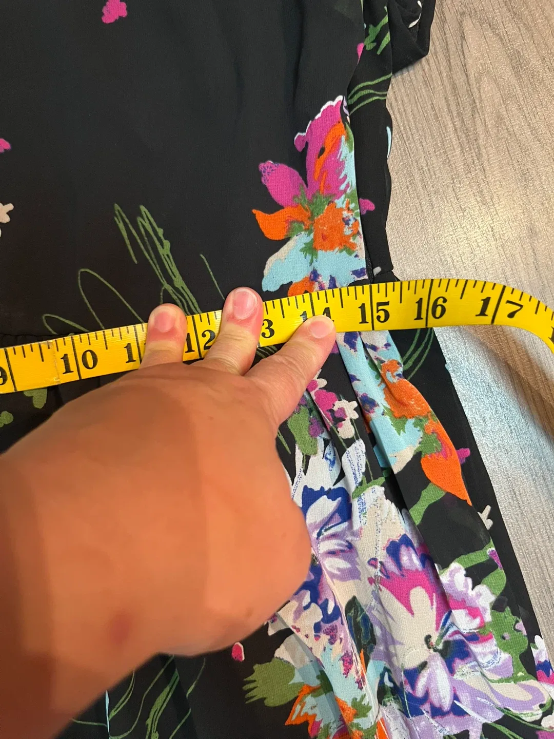 Alice Moon Floral Dress - Size S/M image indicator(5)