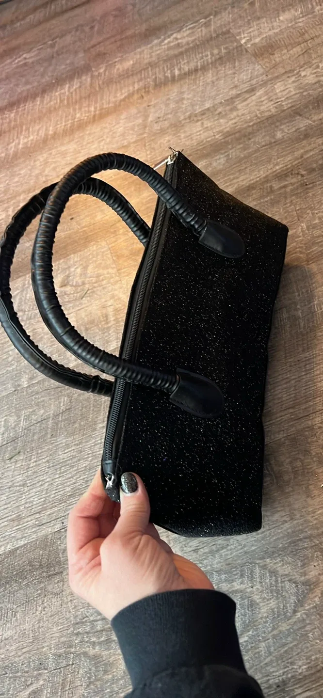 Black Glitter Handbag with Wine Stopper image indicator(3)