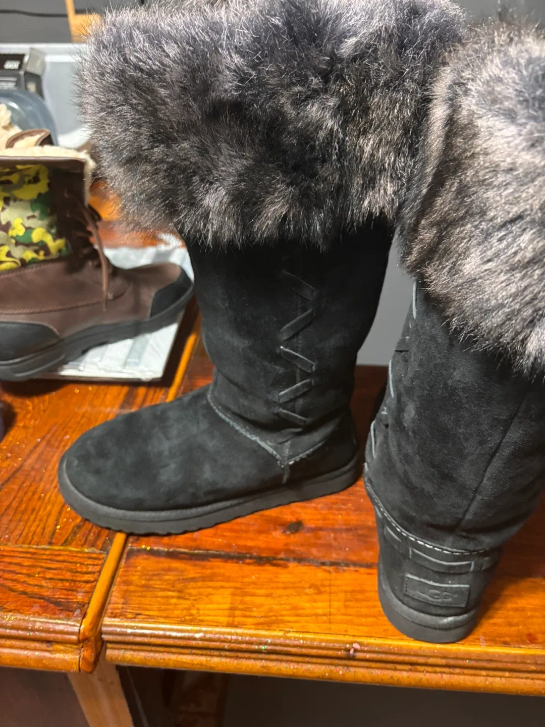UGG Black Boots with Fur Trim excellent condition image indicator(5)
