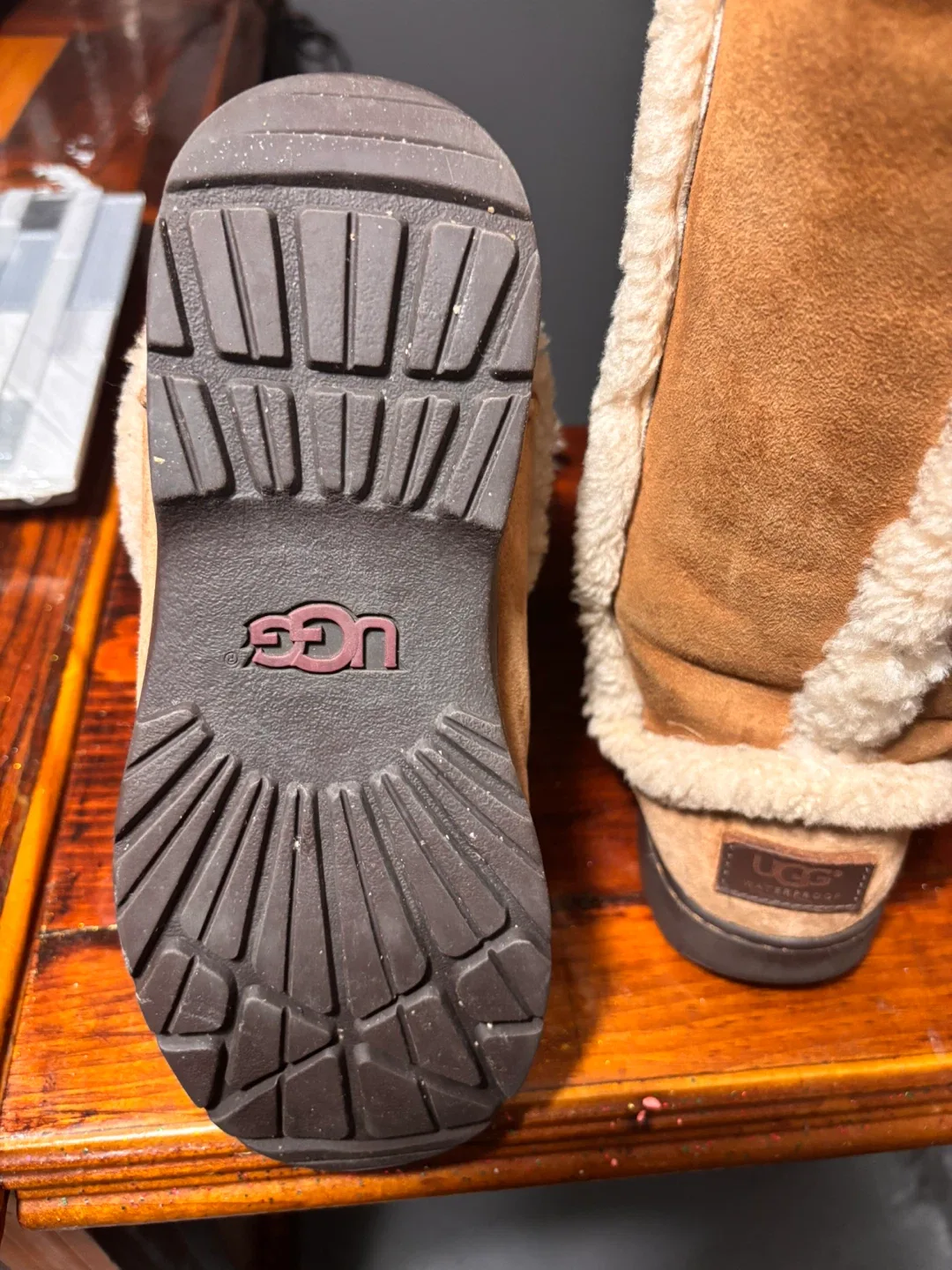 UGG Waterproof Boots, Size 7 excellent condition image indicator(3)