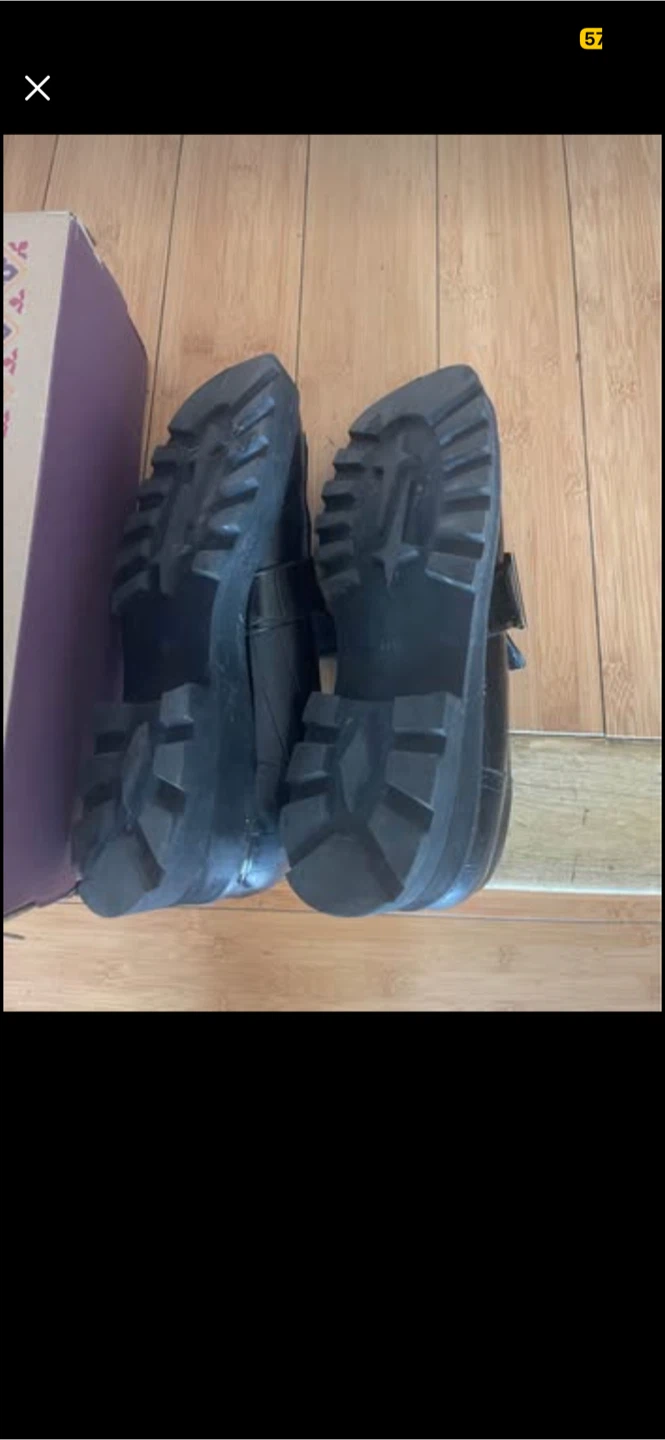 Skechers Platform Shoes - Size 7