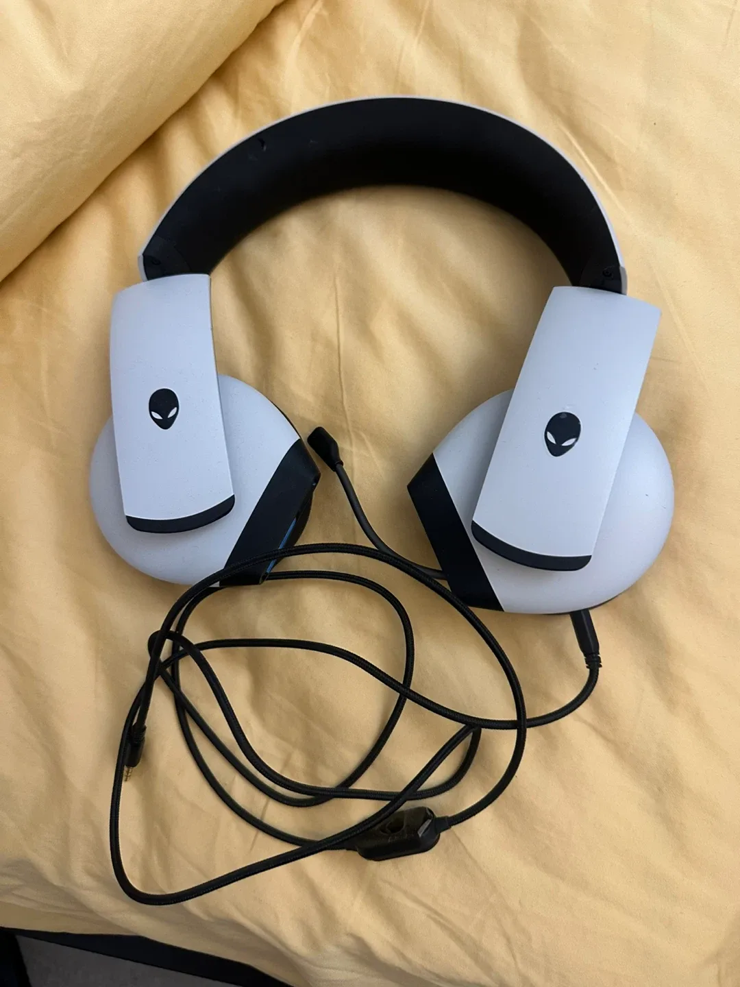 Alienware Wired Gaming Headset