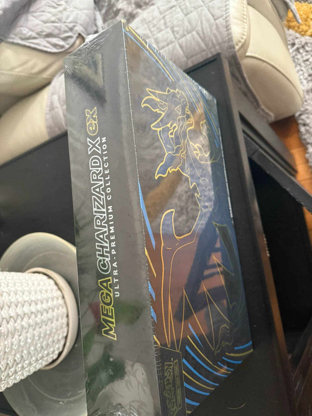 New Mega Charizard EX Ultra-Premium Collection - photo 2