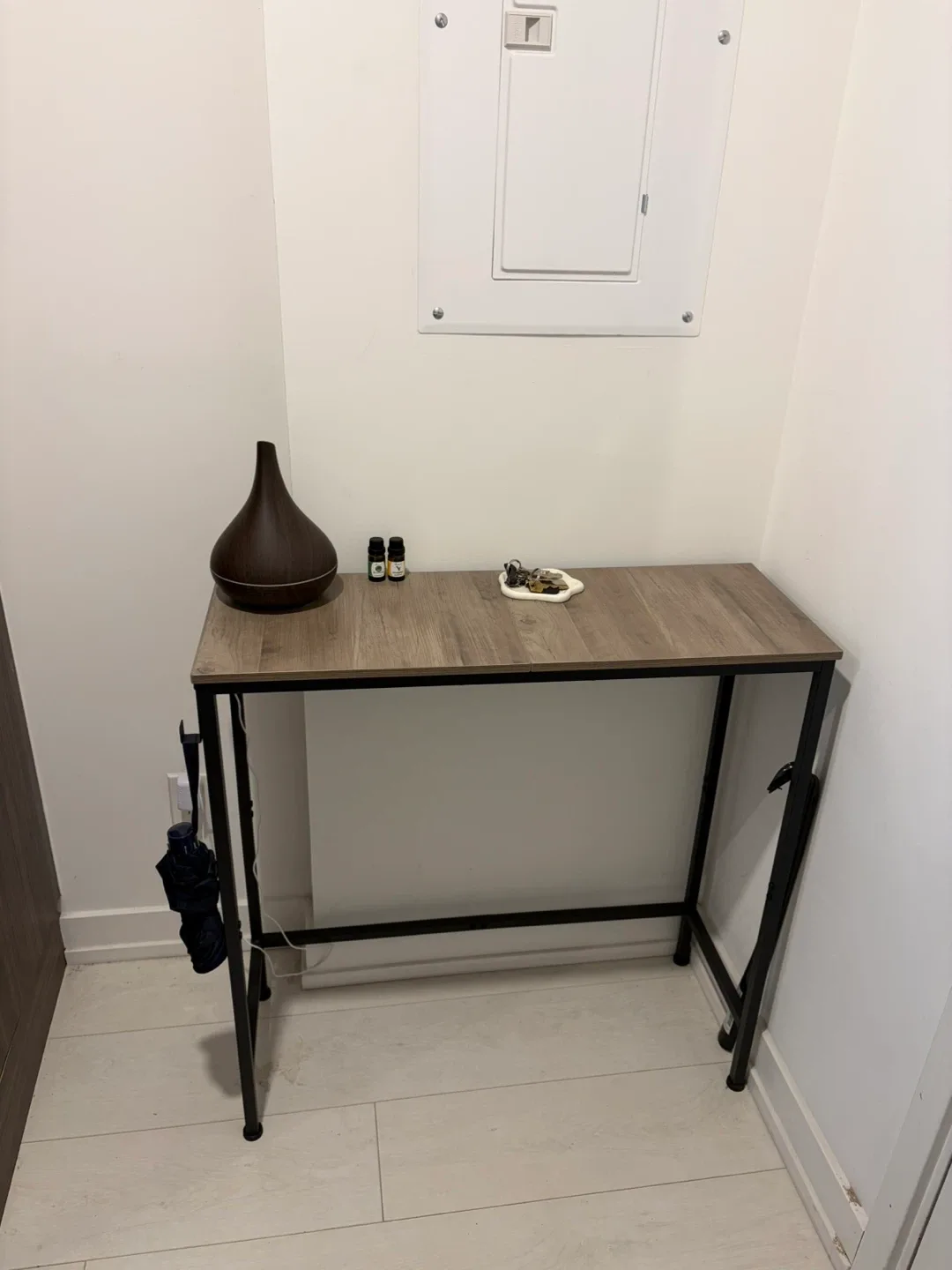 Entryway table