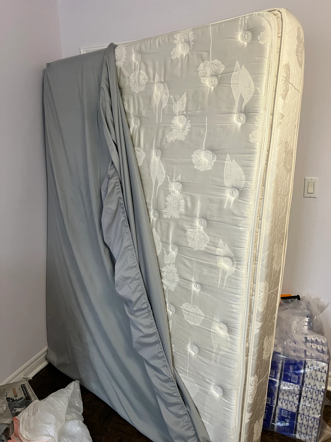 queen size bed #2 with mattress - photo 4