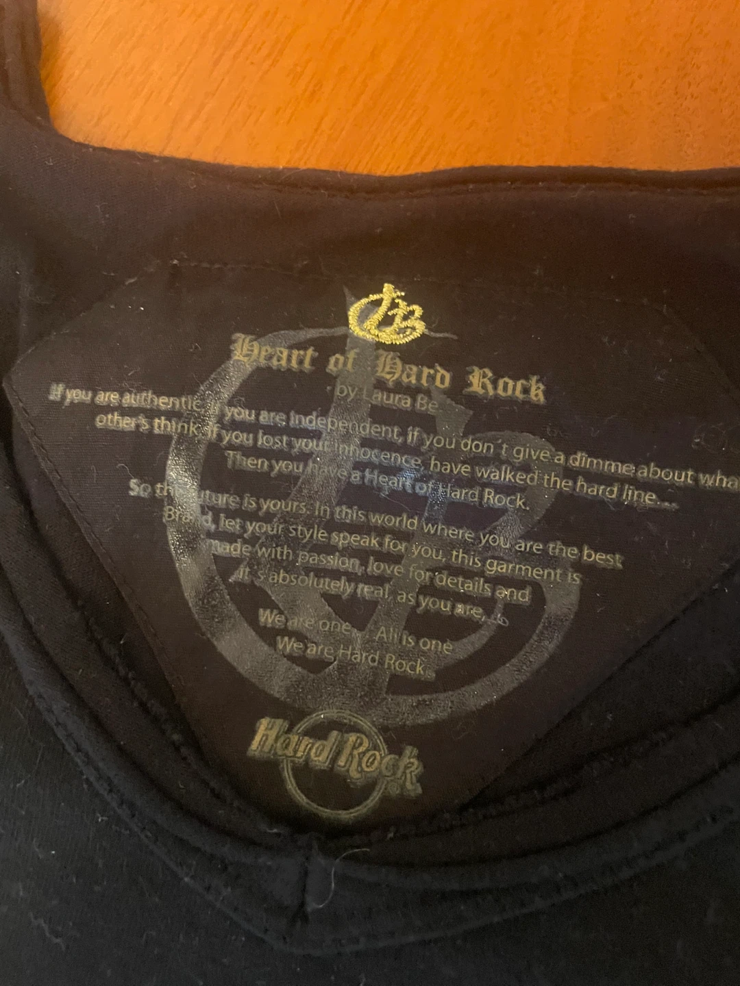 BRAND NEW - Hard Rock Vienna Limited Edition T-Shirt - photo 2