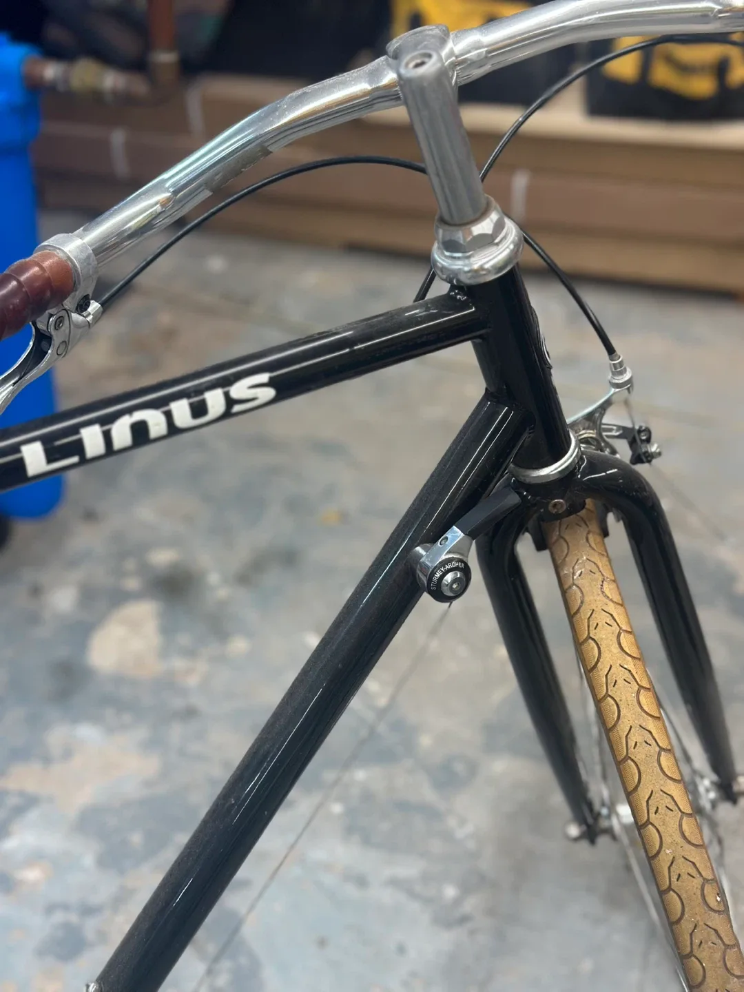 Fantastic Linus Roadster Bike? image indicator(4)