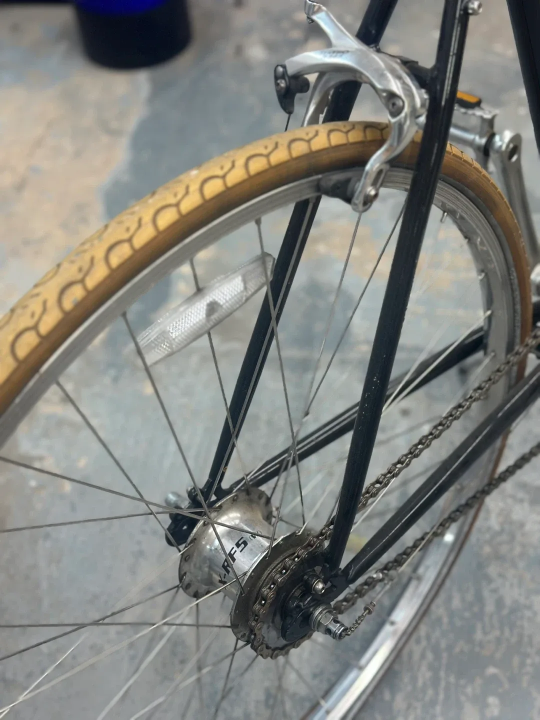 Fantastic Linus Roadster Bike? image indicator(2)