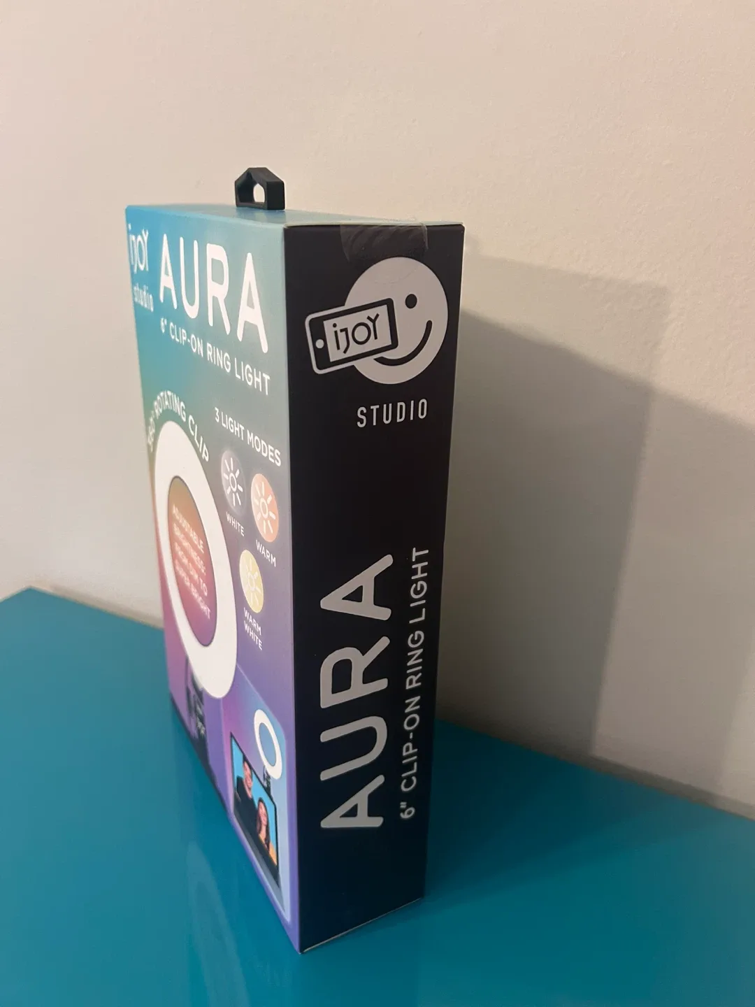 ⚡️NEW iJoy AURA 6” Clip-On Ring Light – 3 Light Modes image indicator(3)