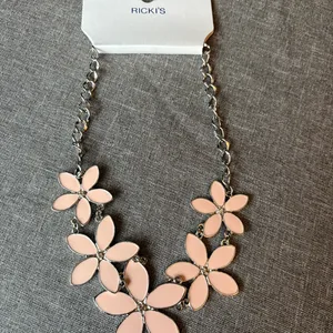 Ricki's Flower Necklace - New with Tags