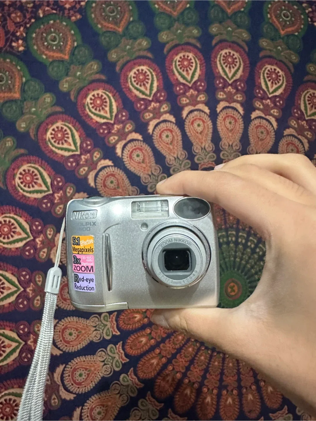 Nikon Coolpix 5600 Digital Camera image indicator(2)