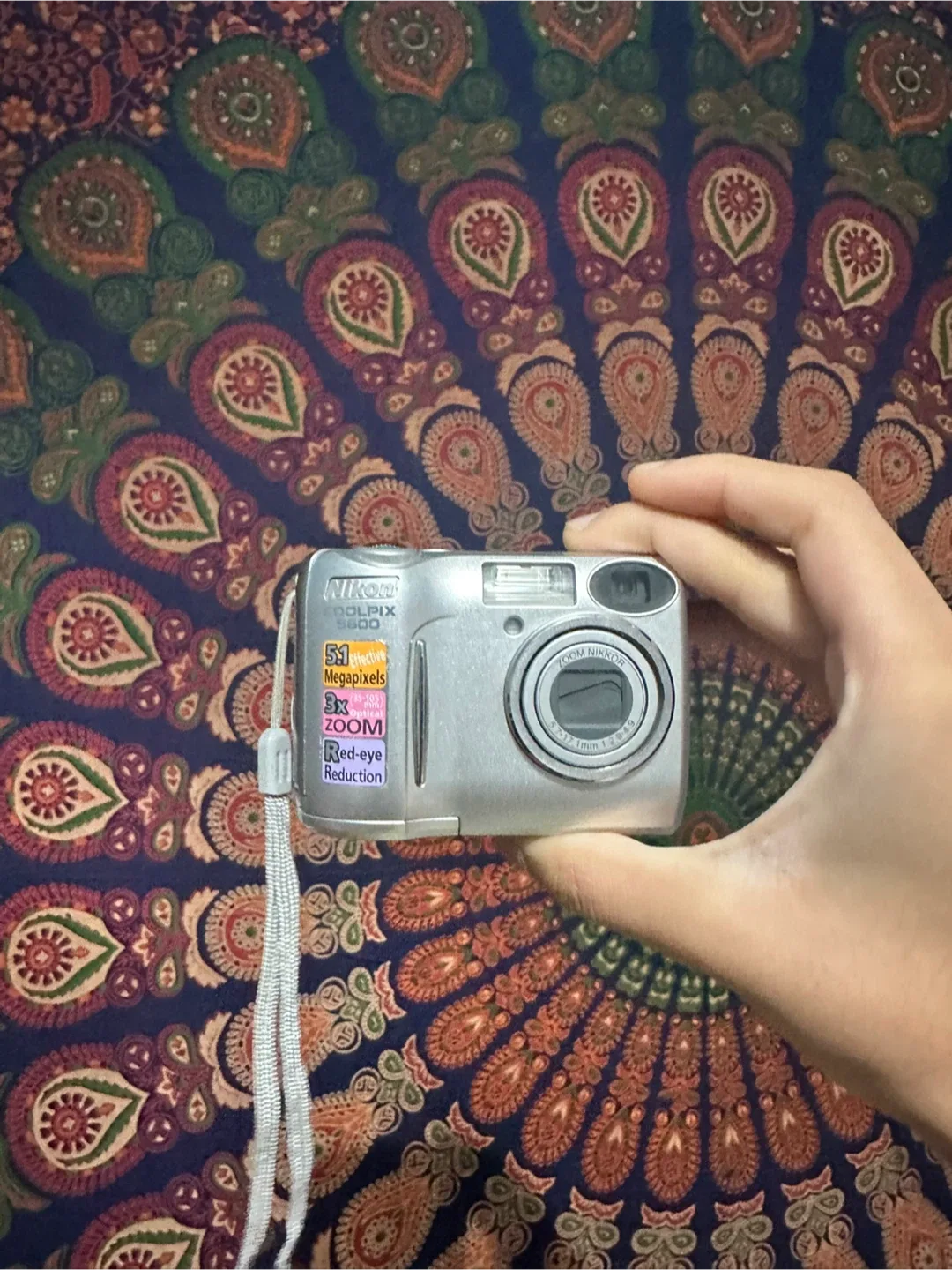 Nikon Coolpix 5600 Digital Camera image indicator(3)