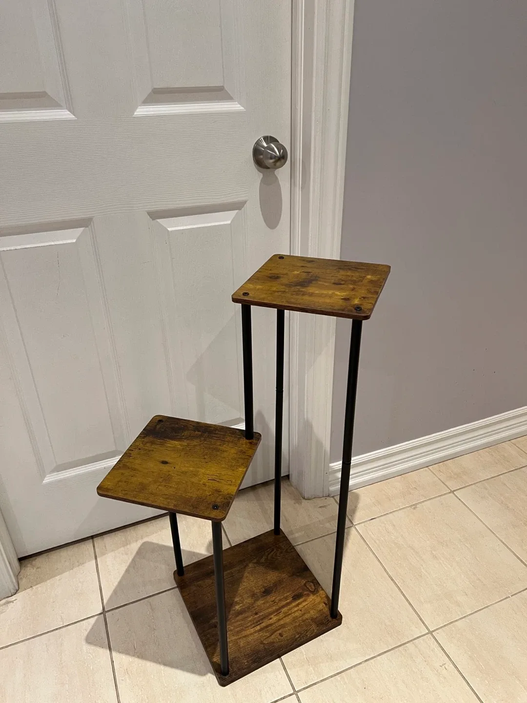 Brown Wood Plant Stand image indicator(2)