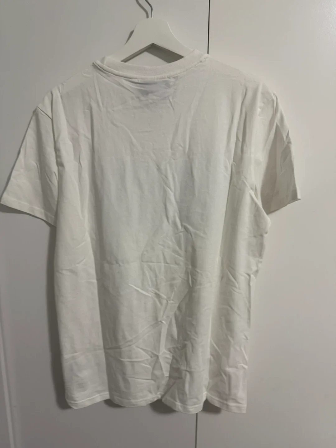 New Gucci White Graphic T-Shirt image indicator(5)