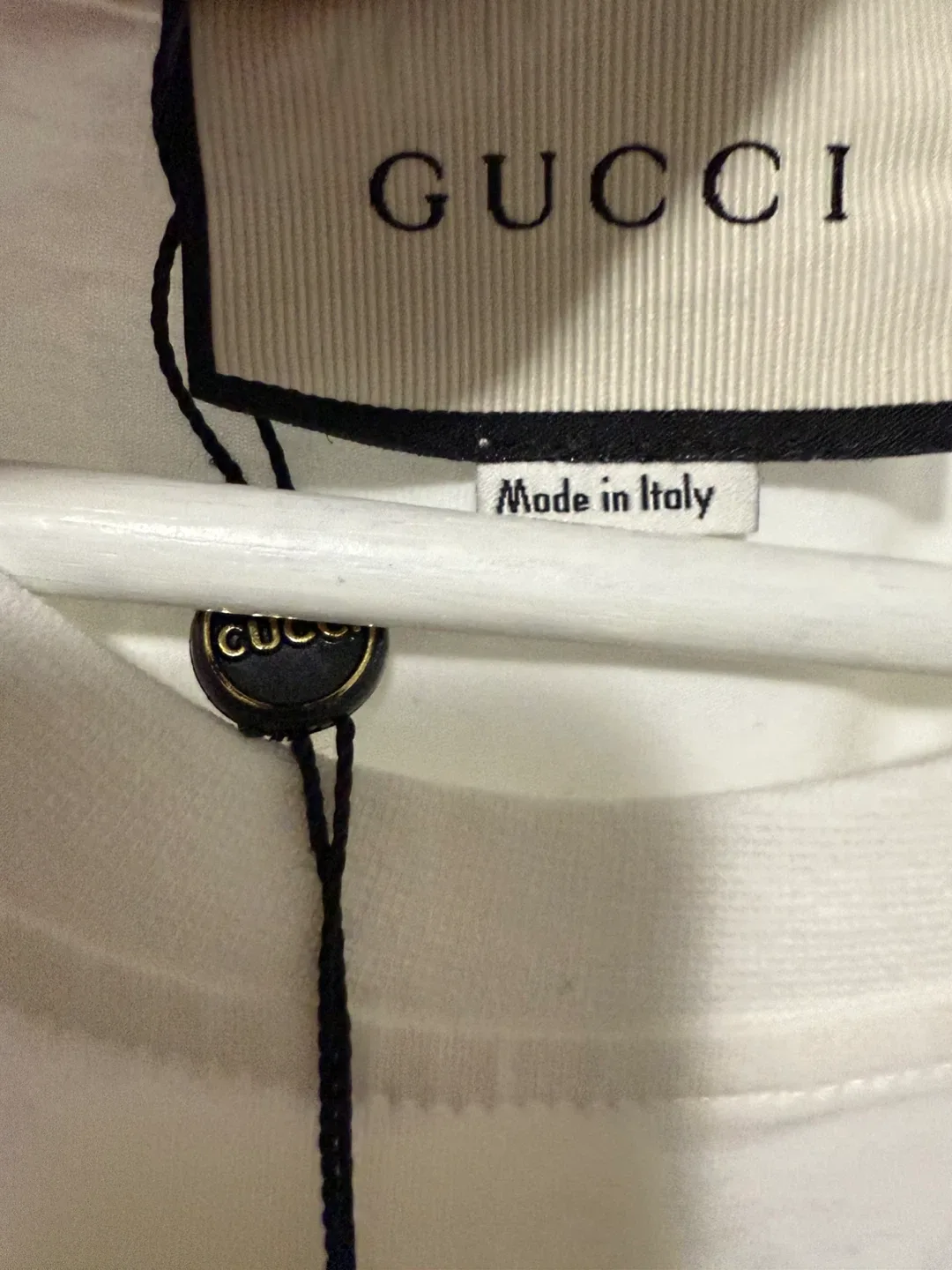 New Gucci White Graphic T-Shirt image indicator(3)