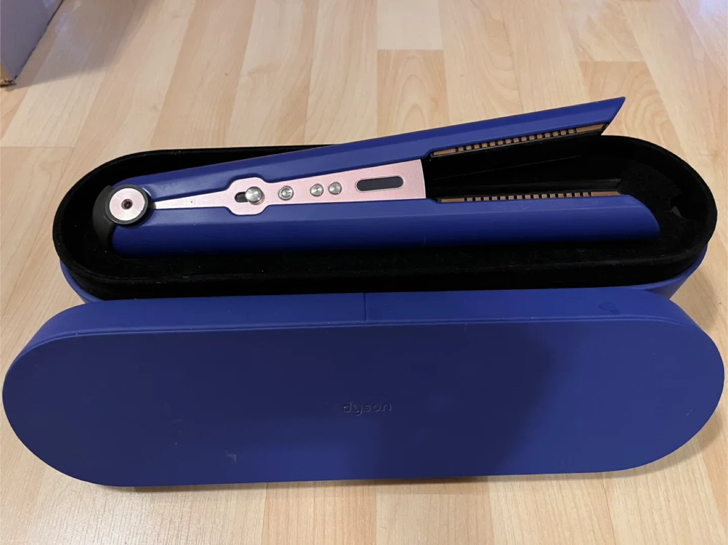 Dyson Straightener - Blue/Copper image indicator(2)
