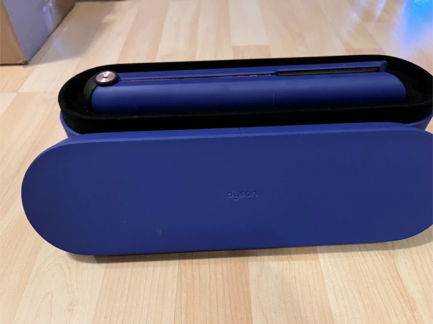 Dyson Straightener - Blue/Copper