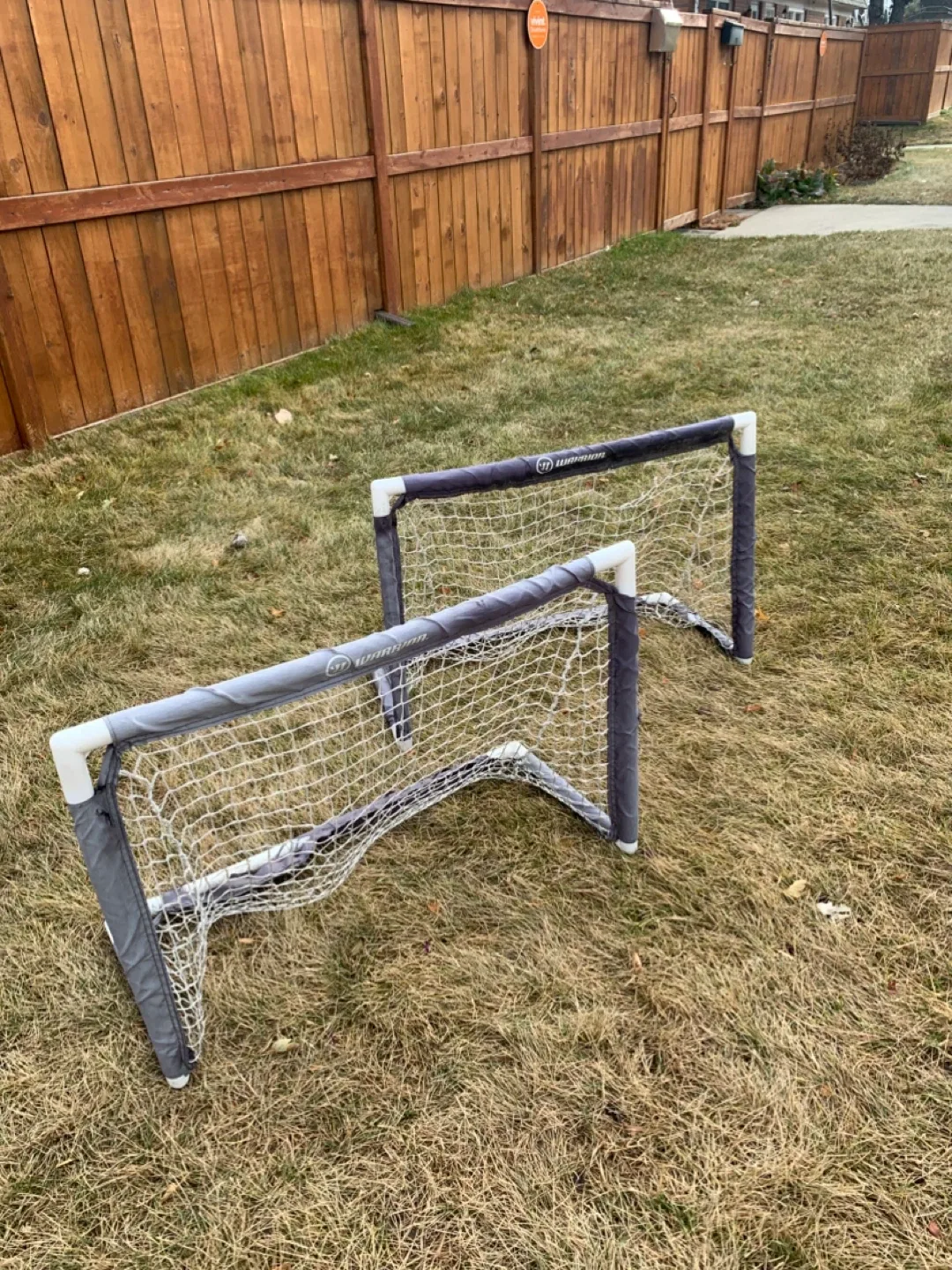 Mini Hockey Net Set - used some damage / sports kids toys