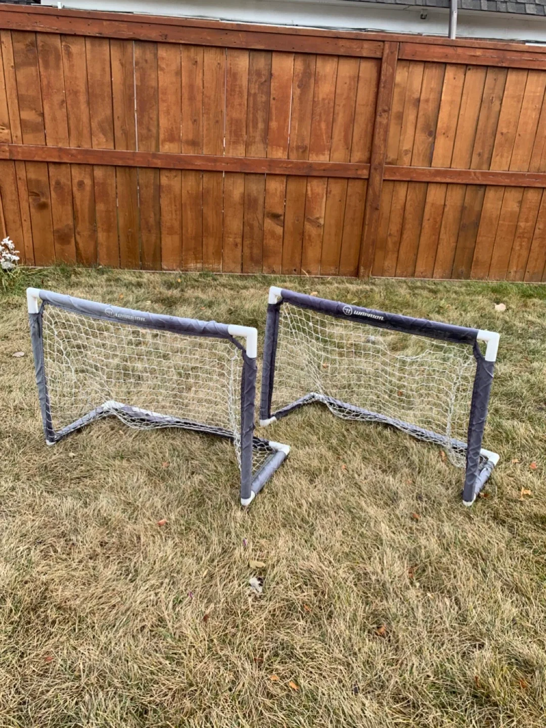 Mini Hockey Net Set - used some damage / sports kids toys image indicator(8)