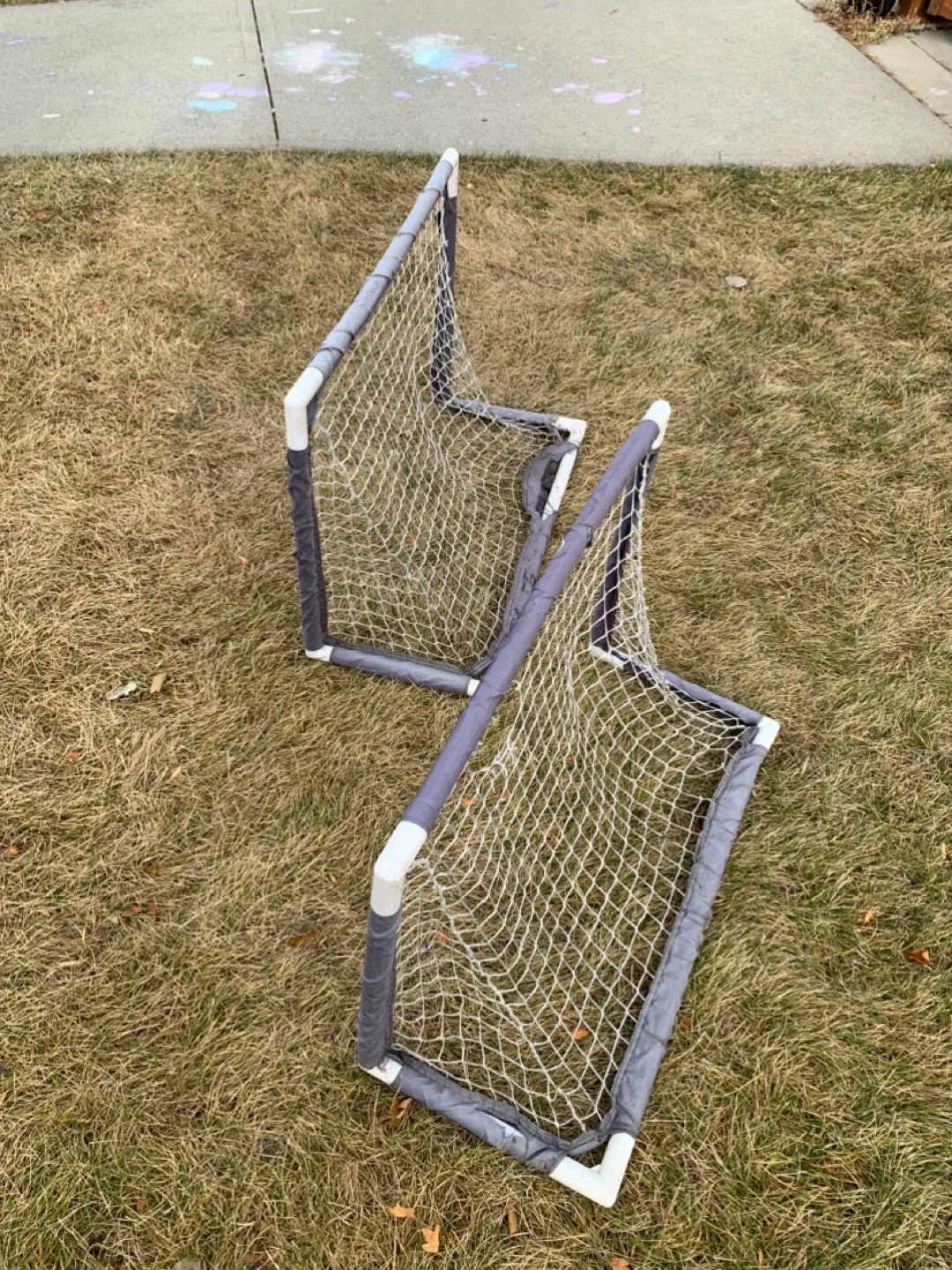 Mini Hockey Net Set - used some damage / sports kids toys image indicator(2)