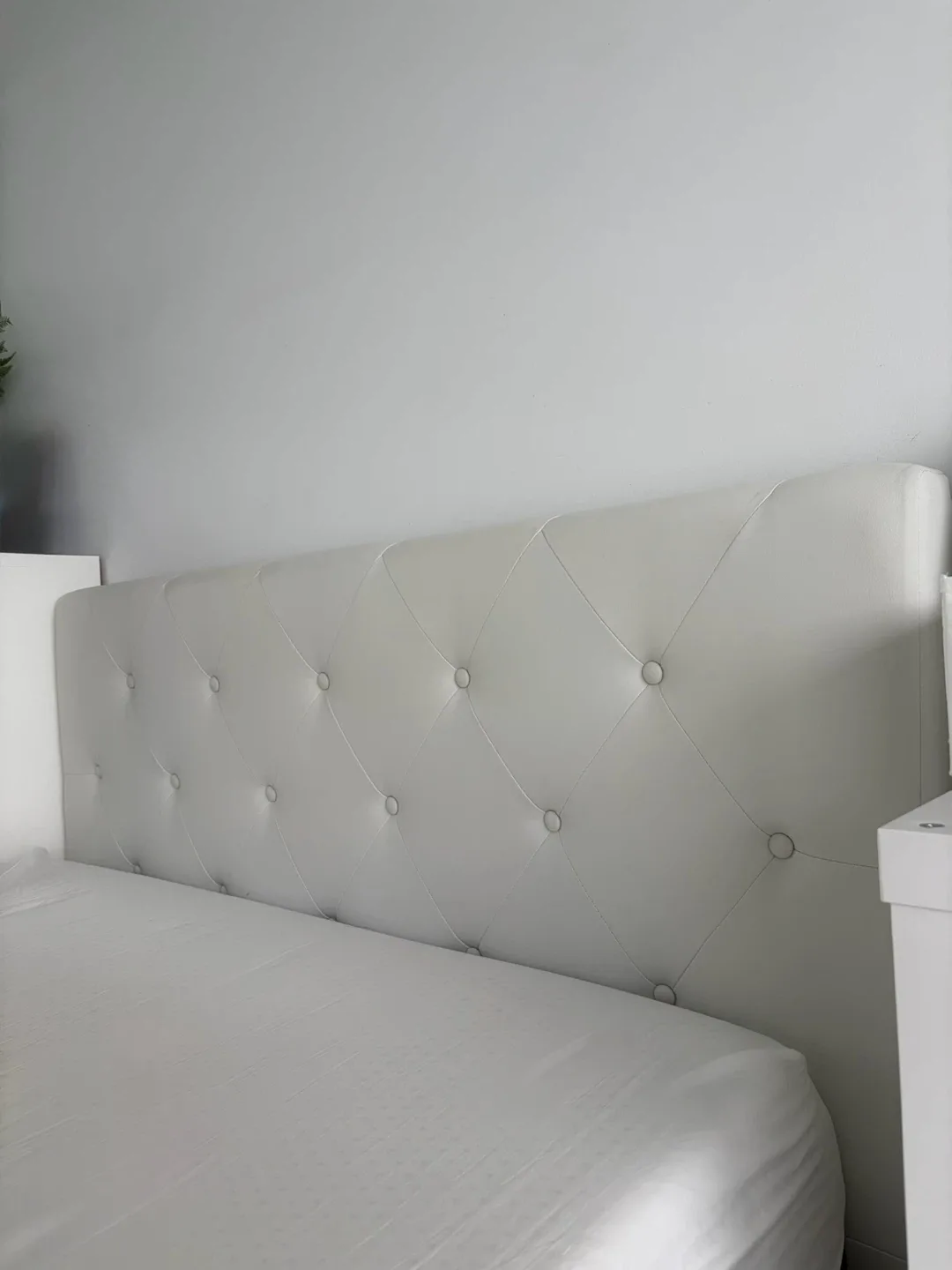 Double Bed Headboard + Mattress + Duvet (Great Condition) image indicator(2)