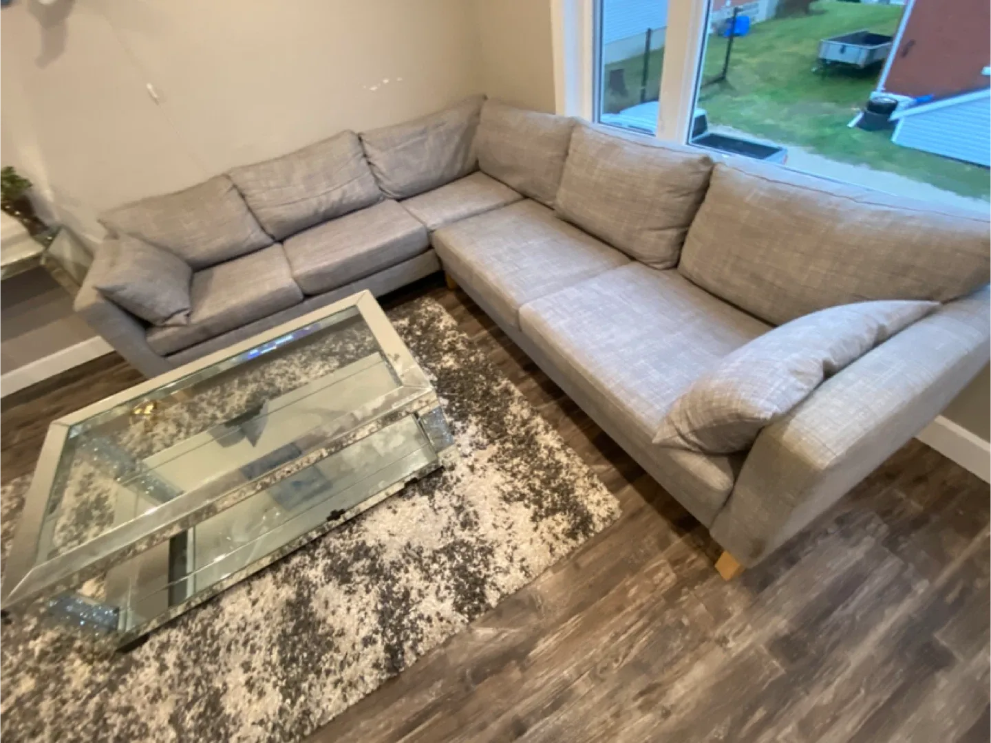 Grey sectional image indicator(5)