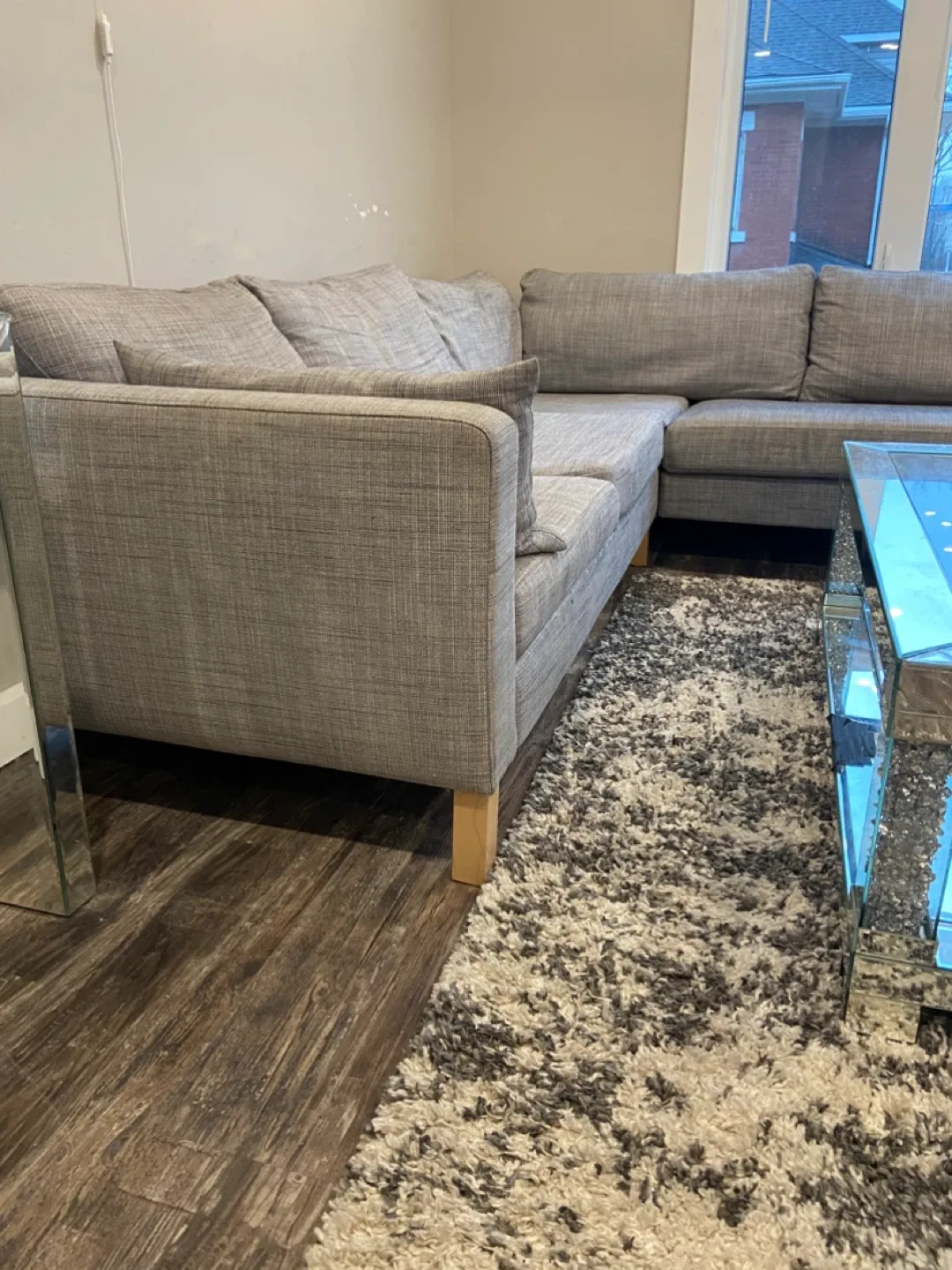 Grey sectional image indicator(4)