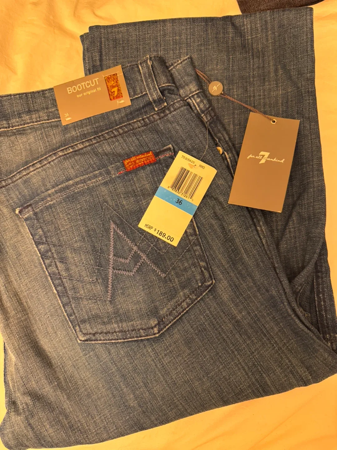 7 For All Mankind Bootcut Jeans - Size 36 image indicator(2)