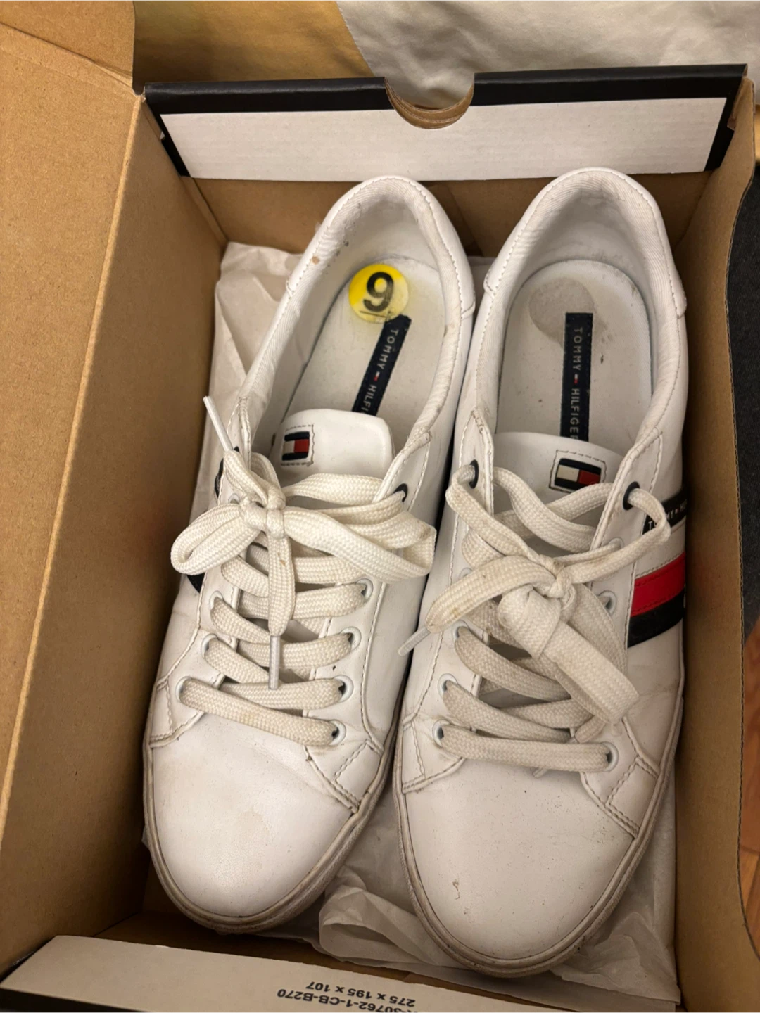Tommy Hilfiger White Sneakers - Size 9 - photo 2