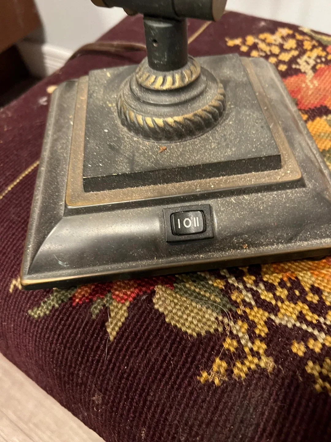 Vintage Stained Glass Table Lamp image indicator(4)