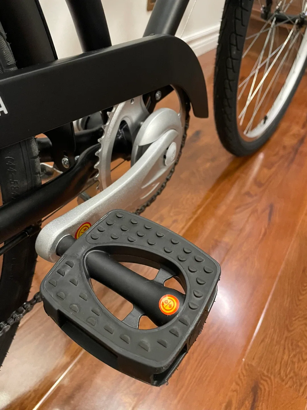 City bicycle. Cruiser bike image indicator(5)