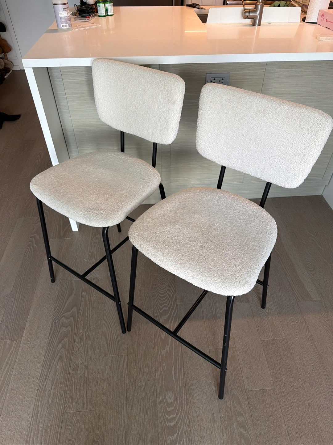 Set of 2 White Boucle Dining Chairs