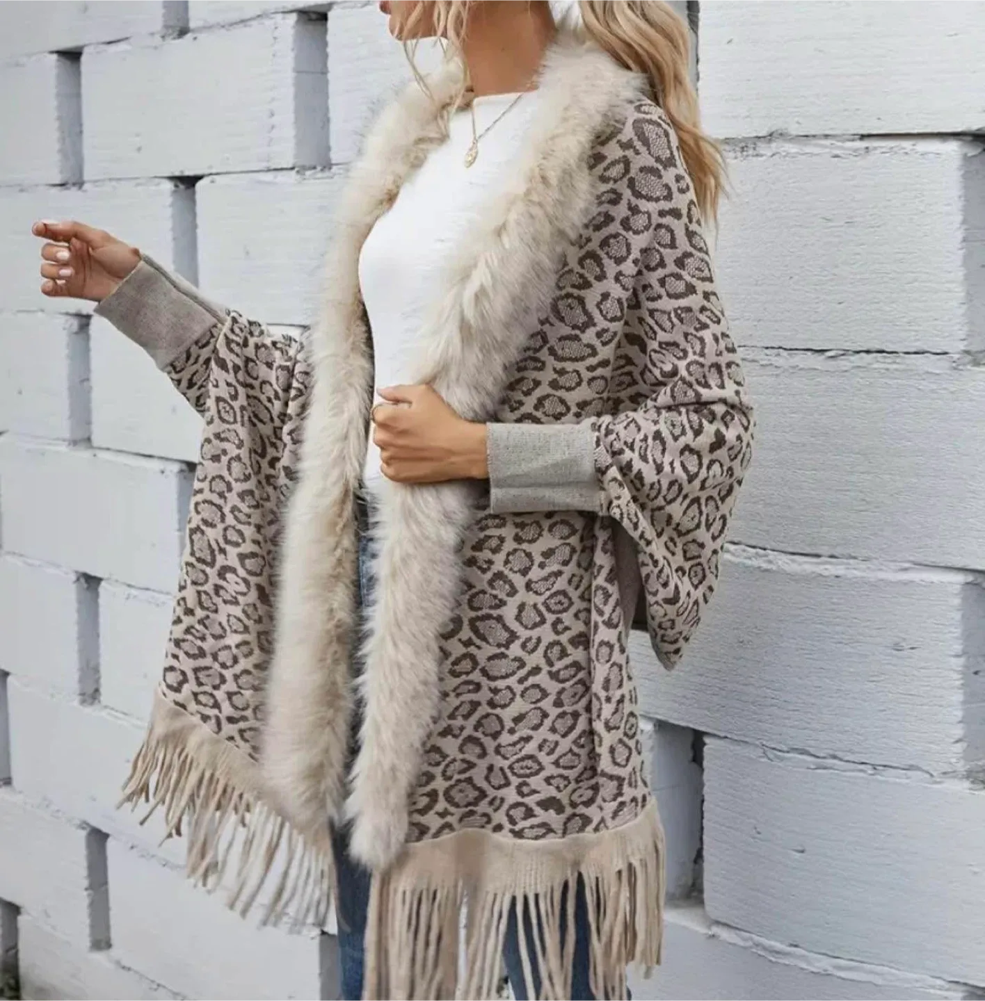 Leopard Print Faux Fur Trim Poncho image indicator(2)