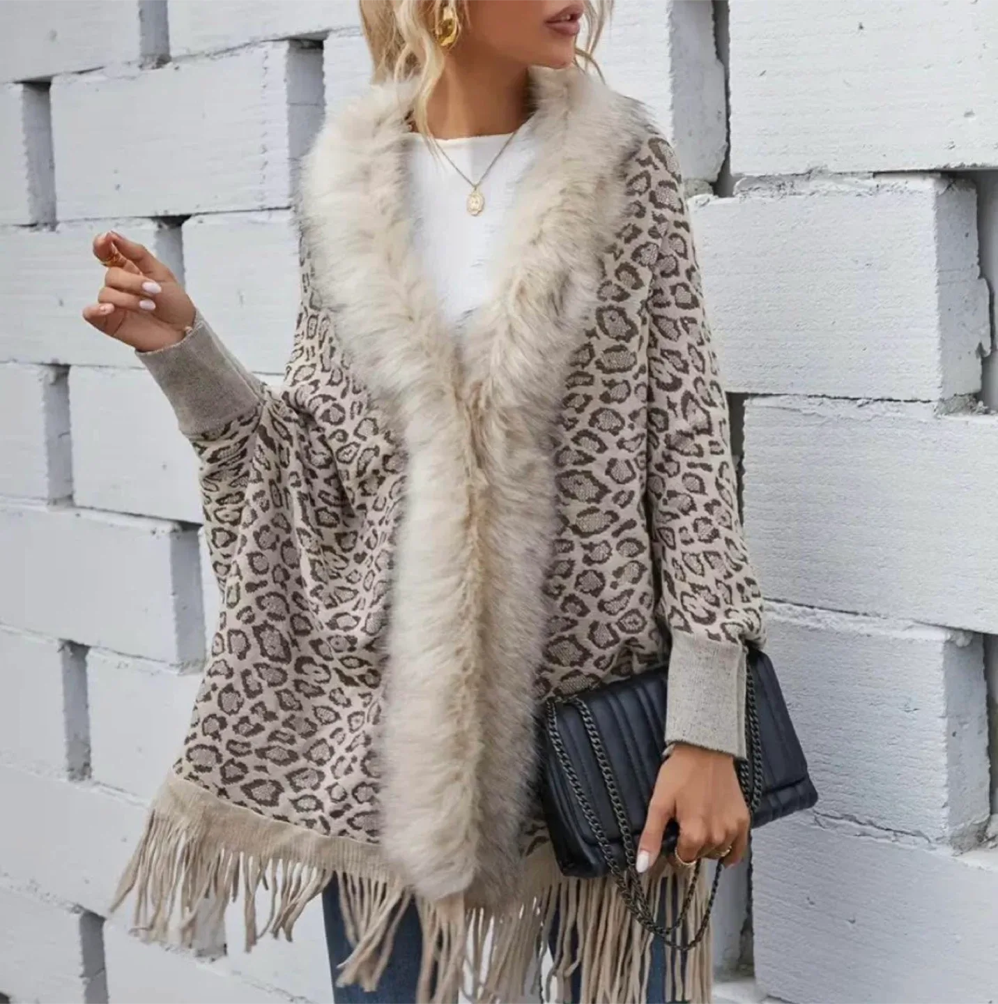 Leopard Print Faux Fur Trim Poncho image indicator(3)