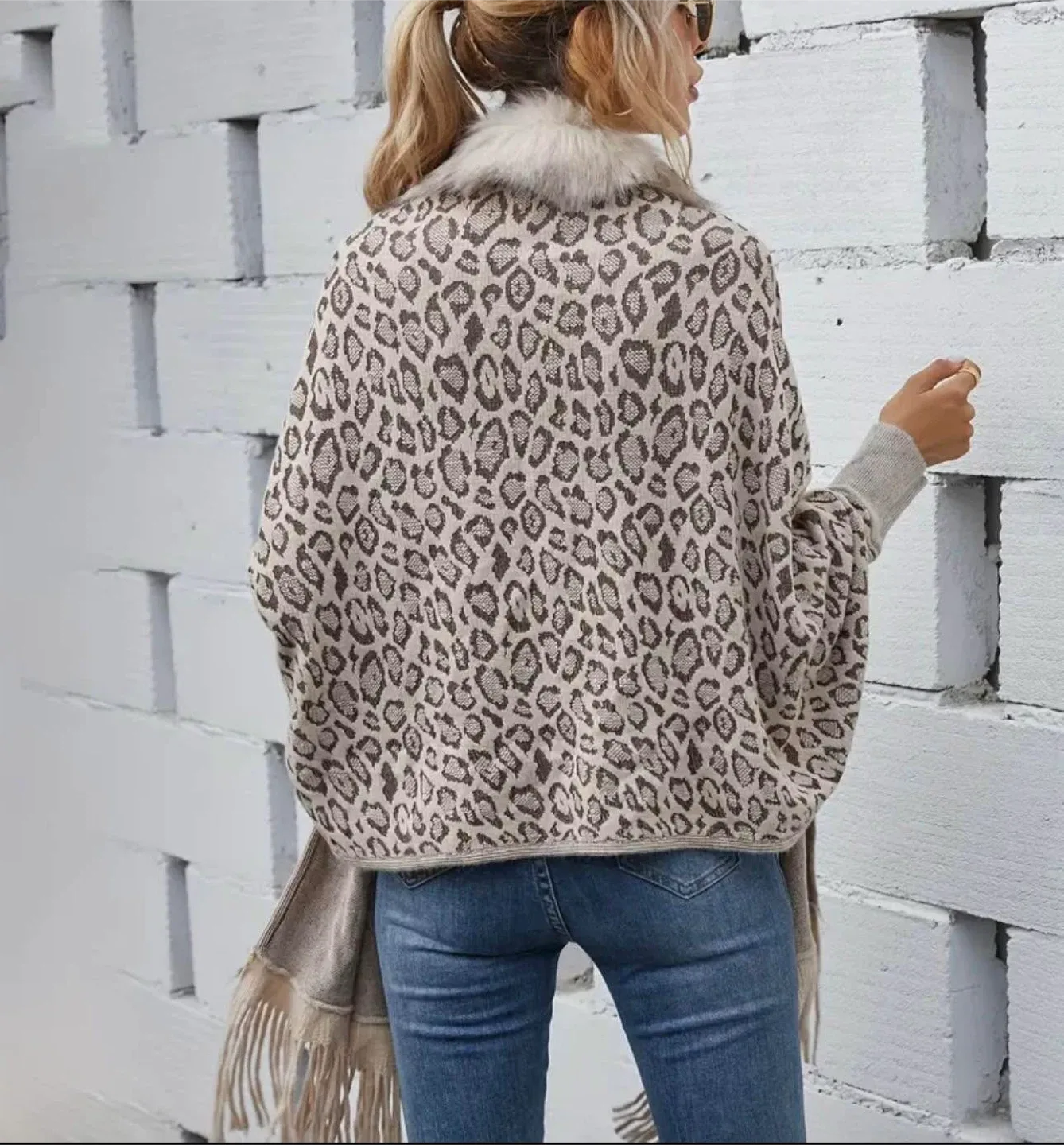 Leopard Print Faux Fur Trim Poncho image indicator(4)