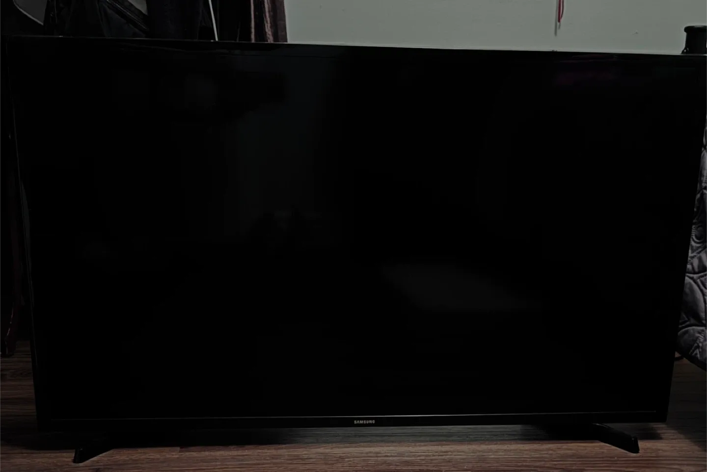 Samsung TV + TV stand + Shelving Unit image indicator(2)
