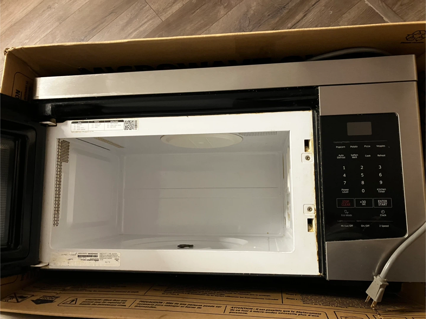 Samsung Stainless Steele Microwave - photo 2