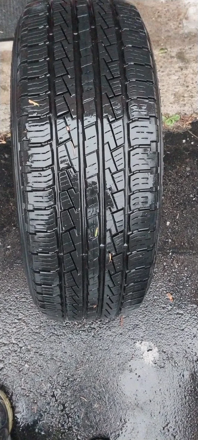 Pirelli Scorpion STR Tire 235/70R16 image indicator(3)