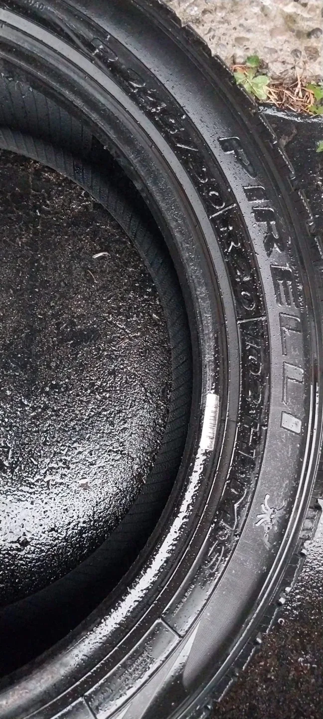 Pirelli Scorpion STR Tire 235/70R16 image indicator(2)