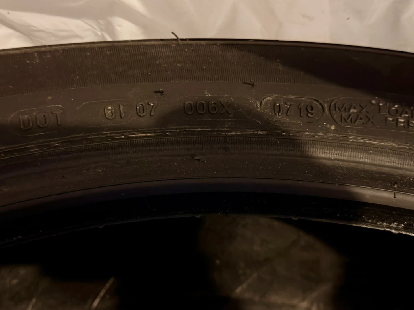 Michelin 265/45R20 SUV winter Tire - photo 4