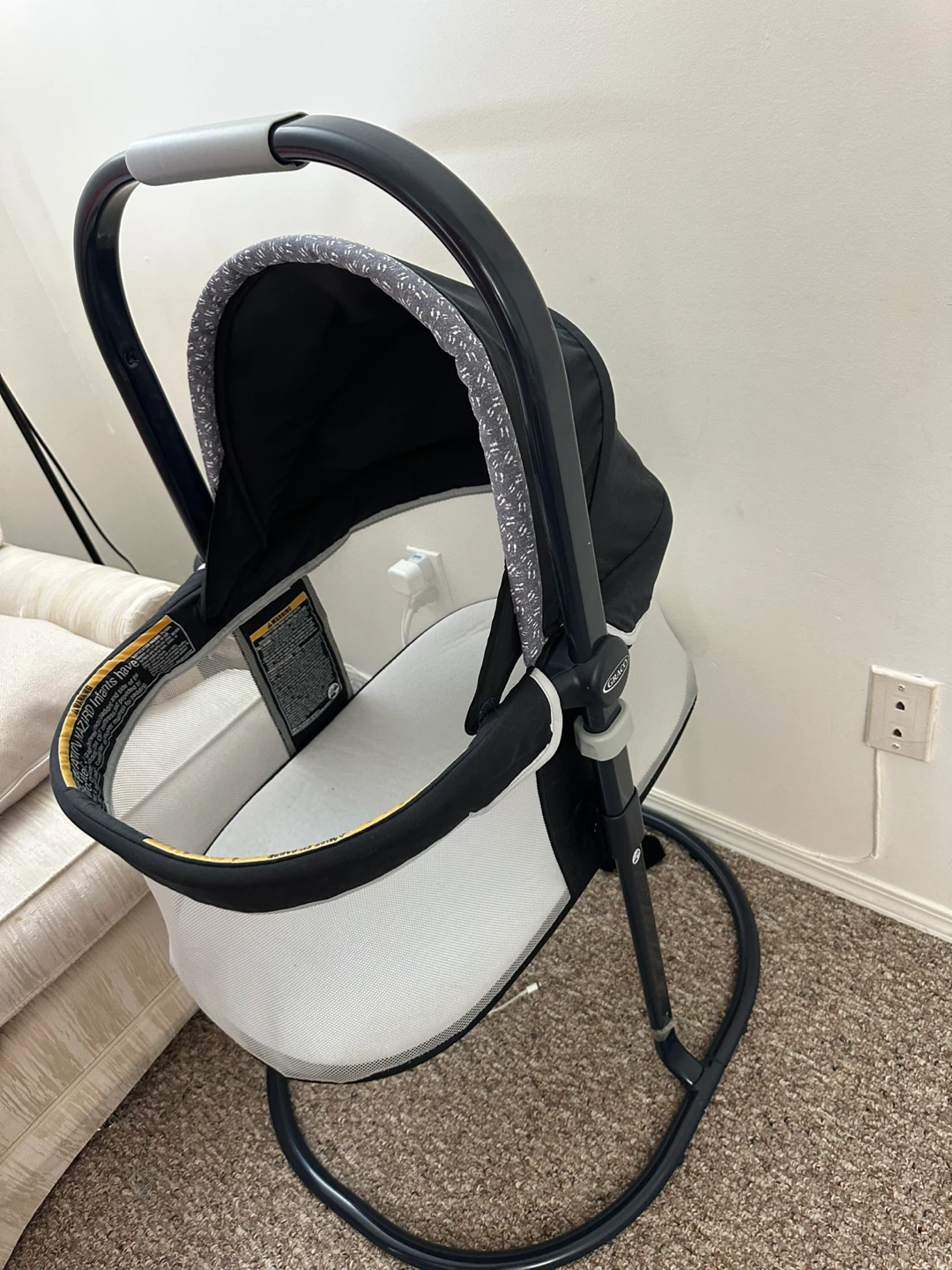 Graco Baby Bassinet