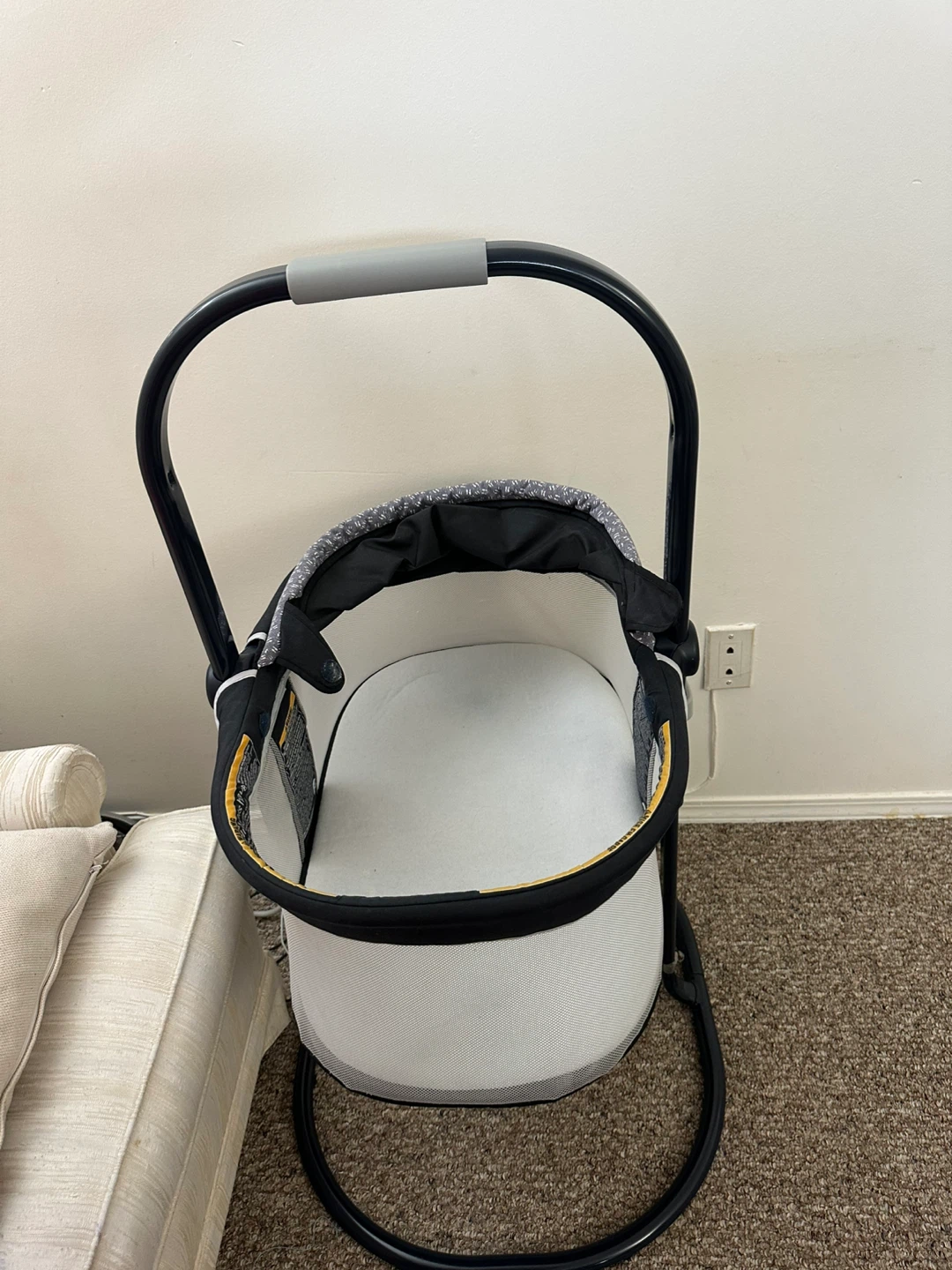 Graco Baby Bassinet - photo 2